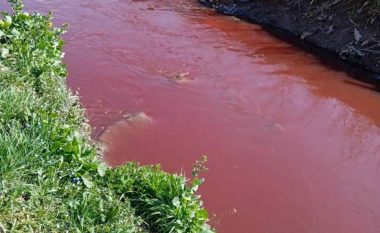 Lumi në fshatin shqiptar mbushet me gjak, banorët zbulojnë misterin