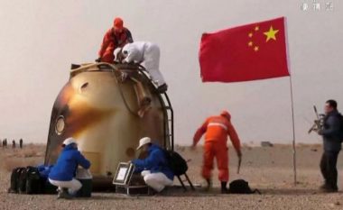 Astronautët kinezë kthehen në Tokë pas gjashtë muajsh në stacionin hapësinor