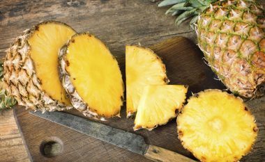 Koha ta shikoni ndryshe ananasin, mrekullitë e frutit tropikal për shëndetin