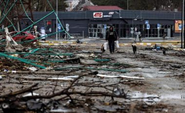 410 trupa të pajetë janë gjetur në qytete afër Kievit