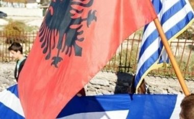 STUDIMI/ Shqiptarët dhe grekët kanë mendim pozitiv për njeri-tjetrin: Miku më i mirë dhe problemet mes tyre
