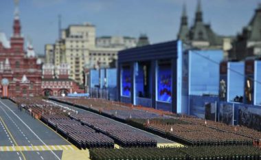 Rusia planifikon paradën e “ditës së fitores” në Mariupol