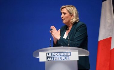 “Çfarë bën shamia në politikë?”, ngrihen muslimanët në Francë nga premtimet e fushatës së Le Pen