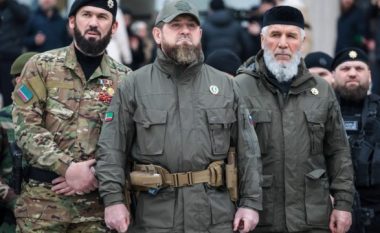 Kush është lideri çeçen, besnik i Putinit që kërcënon Zelenskyn me vdekje