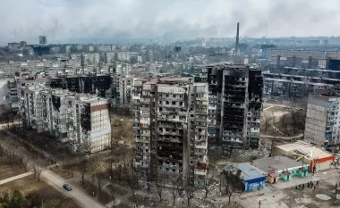 Ukraina mbetet në “këmbë” pas sulmeve ruse, rikthen në punë 4 centralet bërthamore