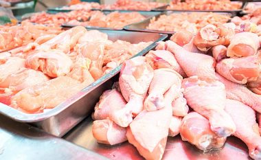 Rriten 9 deri 14% çmimet e nënprodukteve të mishit të pulës, prodhuesit në vështirësi për gjetjen e lëndës të parë