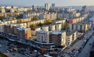 Kriza financiare në Kosovë, kërkohet rishikim urgjent i buxhetit për vitin 2022