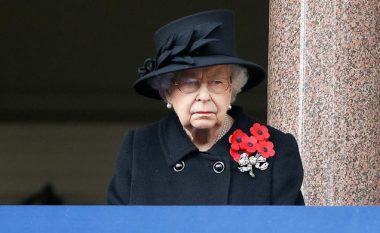 Mbretëresha Elisabetë mungon në festën e shenjtë, nuk mundet të lëvizë