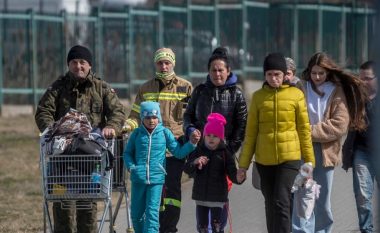 OKB: Numri i refugjatëve ukrainas arrin në pesë milionë