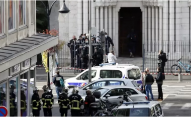 Theret me thikë brenda kishës prifti në Francë, plagoset edhe murgesha që tentoi ta ndalonte