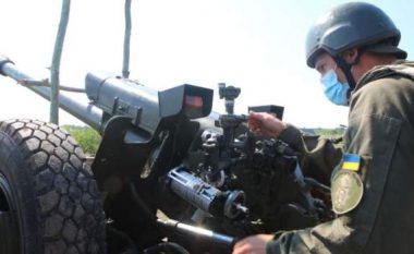 Amerika: 45,000 predha artilerie drejt Ukrainës