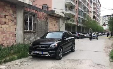 Të shtëna me armë zjarri në Vlorë, autori largohet nga vendngjarja (VIDEO)
