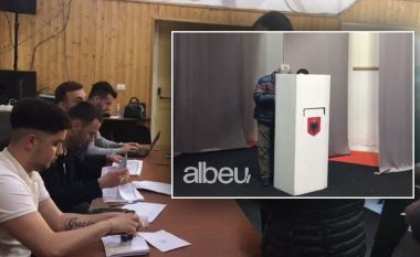 Nis procesi i votimit për kryetarin e degës së PD në Korçë dhe Lezhë