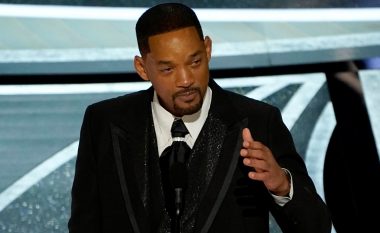 Pas skandalit në Oscar, Will Smith hyn në qendër rehabilitimi   