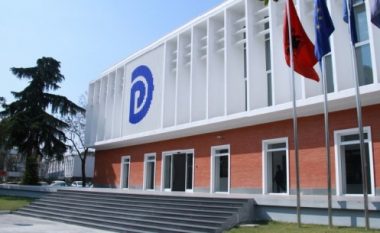 Bashkimi i dy Kuvendeve të PD-së, shtyhet me tre ditë seanca në Apel