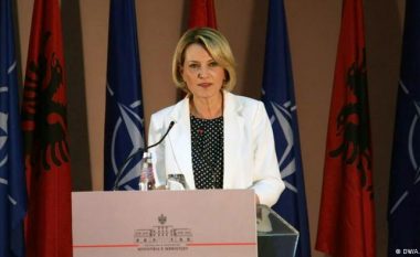 Mimi Kodheli zgjidhet unanimisht kryetare e Socialistëve në Asamblenë Parlamentare të NATO-s