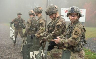 Ushtarët e FSK-së përfundojnë me sukses garën e Akademive Ndërkombëtare në SHBA