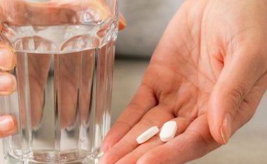 Studimi i ri: Përdorimi i ibuprofenit mund të sjellë këtë efekt të padëshiruar