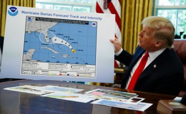 Pyetja e Trump: A po krijon Kina uragane për të dëmtuar SHBA-të?