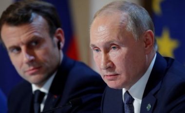 Macron pas telefonatës me Putinin: Rusia duhet t’i japë fund agresionit shkatërrues