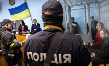Krime lufte në Ukrainë, dy ushtarë rusë deklarohen fajtorë në gjyq