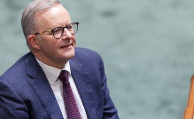 Opozita fiton zgjedhjet në Australi, zgjidhet qeveria e parë luburiste në një dekadë