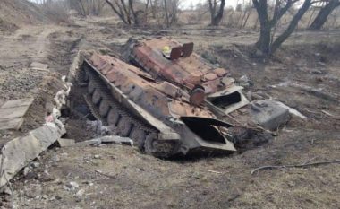 Zelensky bën bilancin: Kemi shkatërruar më shumë se 1 mijë tanke ruse
