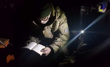 Rusia pretendon marrëveshje për evakuimin e ushtarëve të plagosur në Azovstal