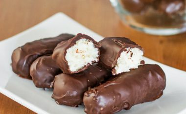 Për të bërë çokollatën e famshme, ju duhen vetëm 3 përbërës
