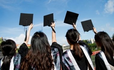 Sfidat e të rinjve të diplomuar në Shqipëri në tregun e punës