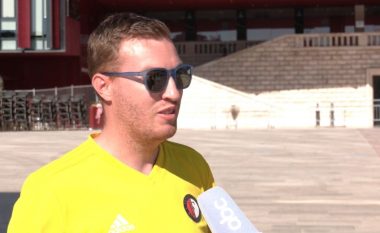 Jorik Najdam, holandezi në Tiranë që po organizon tifozët e Feynoord për finalen e Conference League
