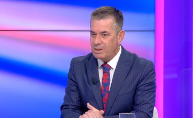 Lorenc Vangjeli: Elita e Tiranës është tmerruar, nuk dihet ku do të bien “raketat”