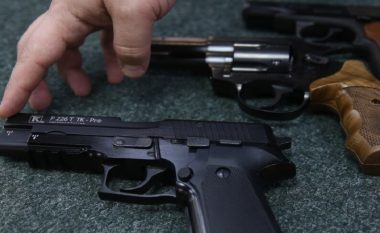 Armët ilegale shqetësim për shoqërinë, rritet numri i vrasjeve në Kosovë