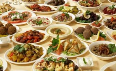 Sot Fiter Bajrami, çfarë ushqimesh duhet të keni me patjetër në tryezë gjatë drekës
