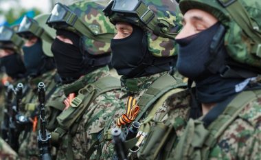 Rusia rrit kufirin e moshës për në ushtri