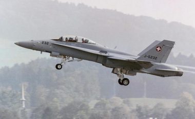 Alarmi për bombë në aeroportin e Prishtinës alarmon Zyrihun, ushtria zvicerane aktivizon dy avionë luftarakë