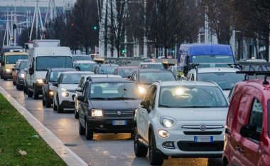 BE: Të ndalojë shitja e makinave të reja me benzinë dhe naftë deri në vitin 2035