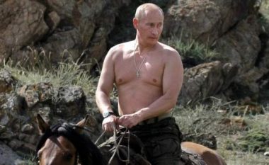 Liderët e G7 u tallën me foton e Putin ku shfaqej si “macho”, reagon presidenti rus: Do ishte neveritëse t’ju shihja të zhveshur