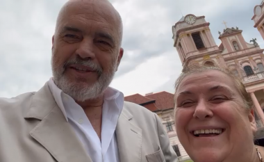 Rama takim “surprizë” me Hasijen në Austri: Jam shumë shumë e lumtur që takova kryetarin (VIDEO)