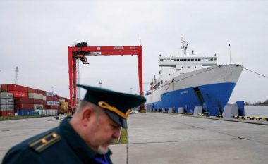 Rusia paralajmëron Lituaninë mbi ‘bllokadën’ në Kaliningrad