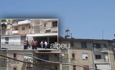 EMRI/ Një 50-vjeçar kërcënon se do të hidhet nga pallati 5-katësh, forca të shumta policie në zonë (VIDEO)