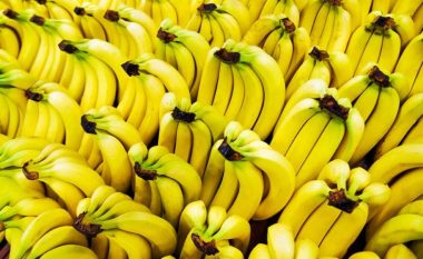 Trafikantët marrin bananet e gabuara, 840 kg kokainë përfundon në supermarketet çeke