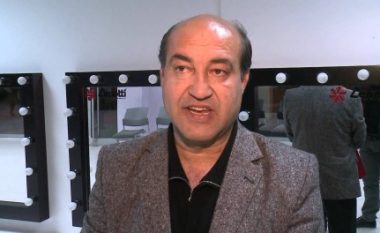 “Kam punuar në fabrikë cigaresh me Gëzim Krujën”, Bujar Qamili tregon të pathënat e 48 viteve karrierë: Pse nuk largohem nga Shkodra