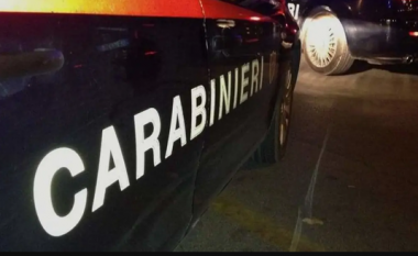 Iu bë makth policëve italianë, shqiptari arratiset 5 herë brenda 8-muajve nga shtëpia