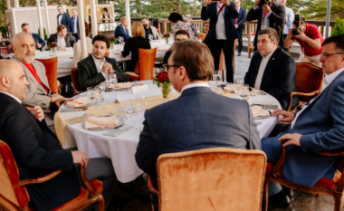 Soros i pranishëm në tryezë, dalin pamjet nga darka e liderve të “Ballkanit të Hapur” (FOTO LAJM)