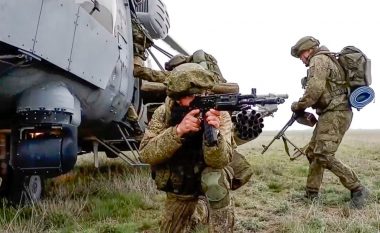 Mbretëria e Bashkuar do të angazhojë 1000 trupa shtesë për të ndihmuar në mbrojtjen e Estonisë