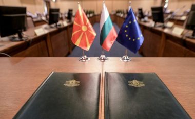 Vetoja ndaj Maqedonisë së Veriut, Bullgaria paralajmëron se mund të mbajë referendum