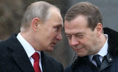 Rënia “në humnerë” e Dmitry Medvedev-it