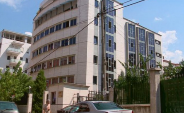 Gjykata pezullon 7 zyrtarë të Kadastrës, tjetërsuan godinën në “zemër” të Tiranës