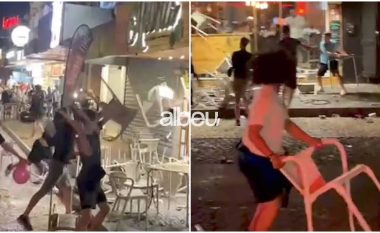Sulm befasues, turistët plaçkitin lokalin dhe gjuajnë stafin me karrige plastike (VIDEO)